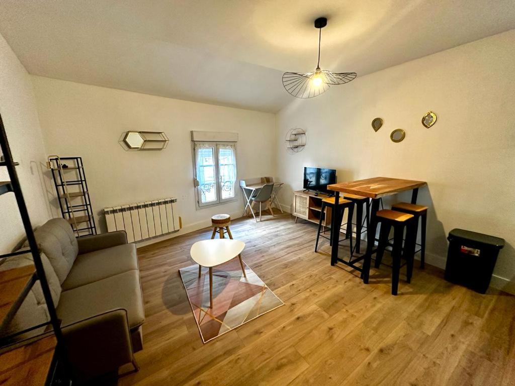 Le Petit Rempart Appartement Niort Buitenkant foto